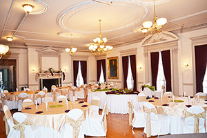 Room 105 in Hayfield House, decorated for a wedding