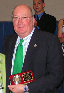 Ken Fisher, recipient of the Outstanding Faculty Member of the Year Hayfield Award