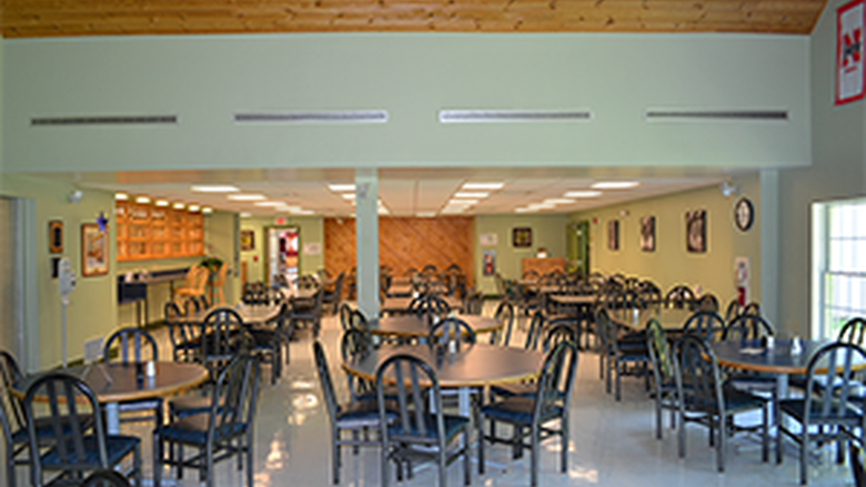 The Hickory Court Café in the Student Commons, with tables and chairs throughout