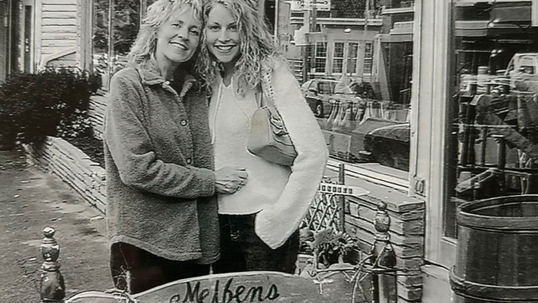 Melody Sussman and daughter Melisa Littleton standing in front of Melben's Murkantile