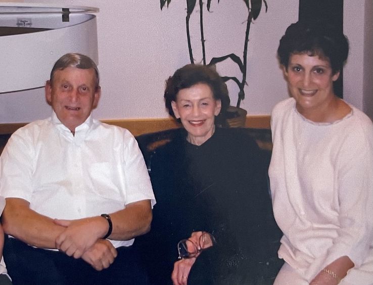 Robert and Shirley Fortinsky with their daughter, Jill Schwartz.