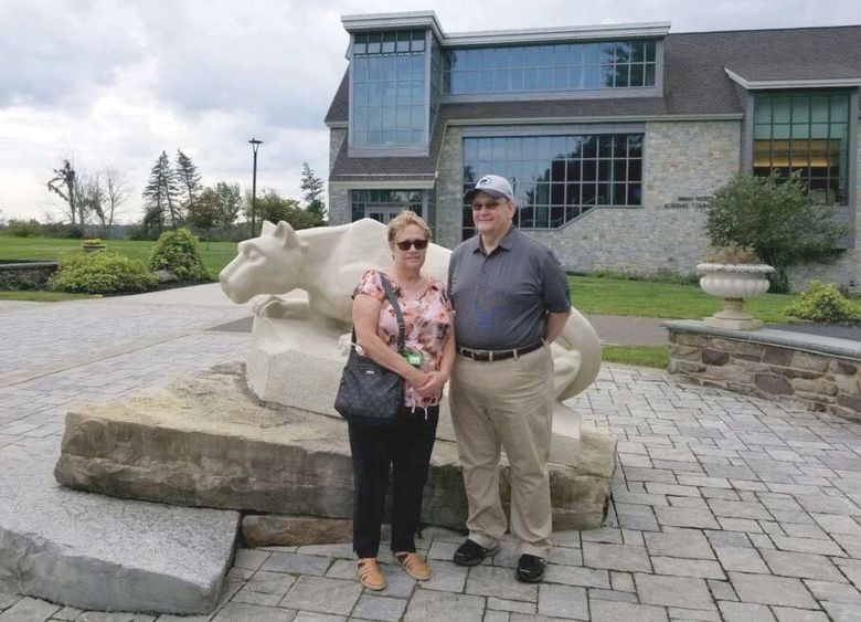 Judy and Ed Lucy at the Penn State Wilkes-Barre Nittany Lion shrine